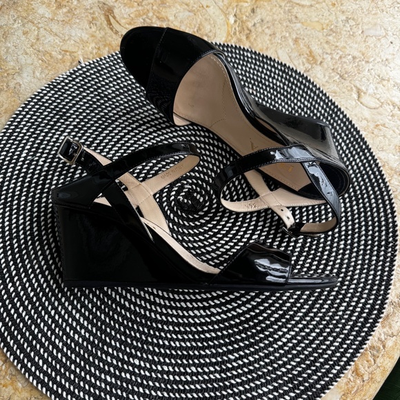 Prada Black Patent Open Toe Wedge Sandals, size 36.5 - Picture 4 of 7
